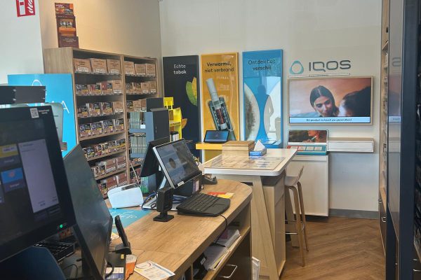 iqos-tabakswinkel-interieur-2026-06-22