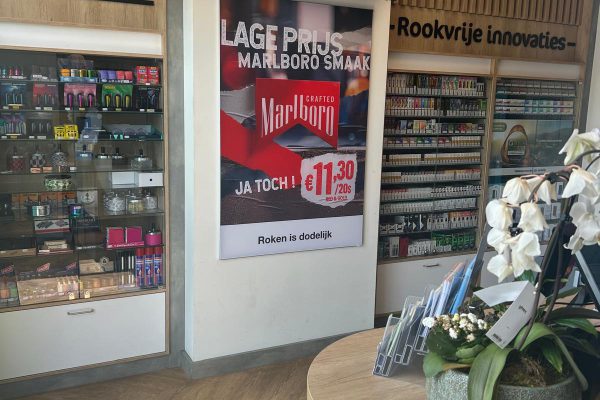 marlboro-tobacco-advertisement-shop-2026-06-22